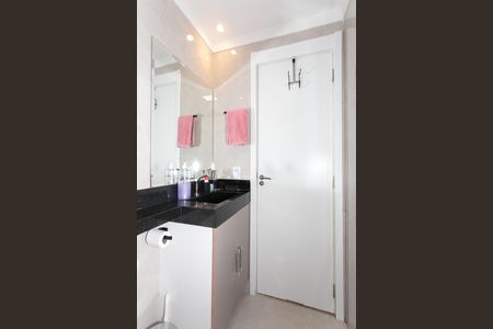 Apartamento à venda com 45m², 2 quartos e 1 vaga Apartamento à venda com 45m², 2 quartos e 1 vagaBanheiro