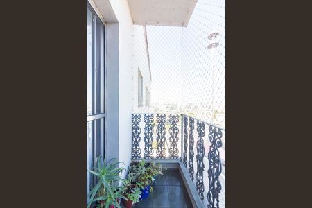 Sacada de apartamento para alugar com 2 quartos, 59m² em Jd Bela Vista, Osasco