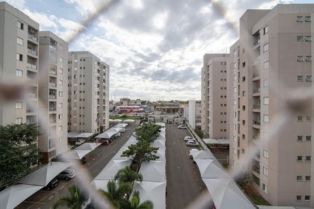Apartamento para alugar com 58m², 2 quartos e 1 vagaQuarto 1 - Vista da Janela