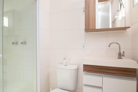 Apartamento para alugar com 44m², 2 quartos e 1 vaga Apartamento para alugar com 44m², 2 quartos e 1 vagaBanheiro