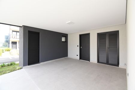 Casa de condomínio à venda com 250m², 3 quartos e 2 vagasGaragem