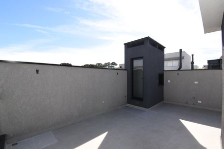 Casa de condomínio à venda com 250m², 3 quartos e 2 vagasCobertura
