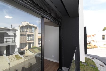 Casa de condomínio à venda com 250m², 3 quartos e 2 vagasSacada da Suíte 2
