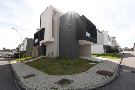 Casa de condomínio à venda com 250m², 3 quartos e 2 vagasÁrea externa