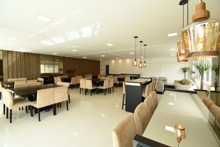 Casa de condomínio à venda com 250m², 3 quartos e 2 vagasÁrea comum - Salão de festas