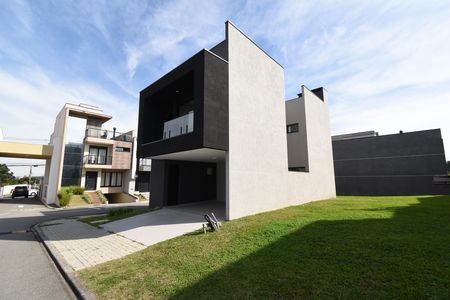 Casa de condomínio à venda com 250m², 3 quartos e 2 vagasÁrea externa