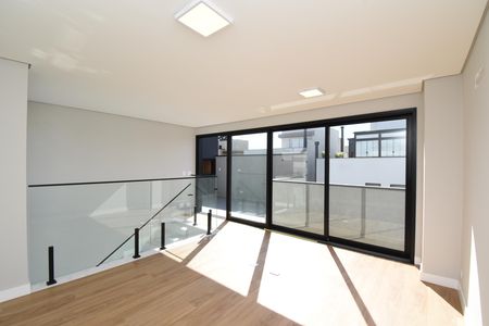 Casa de condomínio à venda com 250m², 3 quartos e 2 vagasÁtico