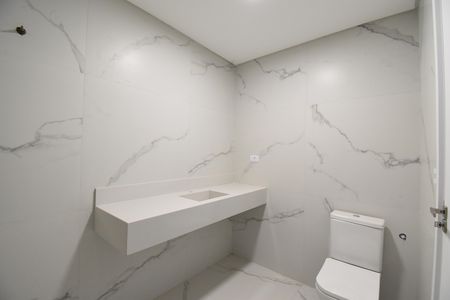 Casa de condomínio à venda com 250m², 3 quartos e 2 vagasBanheiro da Suíte 2
