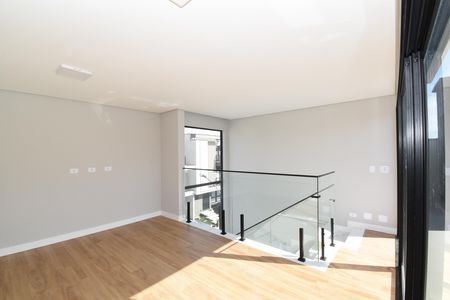 Casa de condomínio à venda com 250m², 3 quartos e 2 vagasÁtico