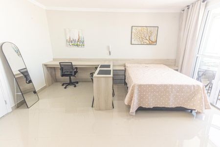 Apartamento à venda com 29m², 1 quarto e sem vaga Apartamento à venda com 29m², 1 quarto e sem vagaSala/Quarto