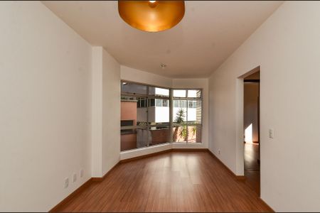 Apartamento à venda com 70m², 2 quartos e 1 vaga