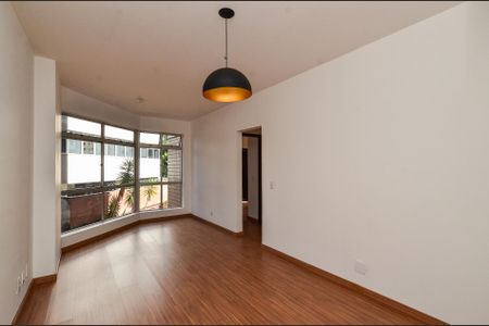 Apartamento à venda com 70m², 2 quartos e 1 vaga