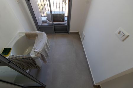 Apartamento para alugar com 57m², 2 quartos e 1 vaga Apartamento para alugar com 57m², 2 quartos e 1 vagaÁREA DE SERVIÇO