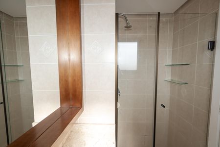Apartamento para alugar com 108m², 2 quartos e 2 vagas Apartamento para alugar com 108m², 2 quartos e 2 vagasSuíte