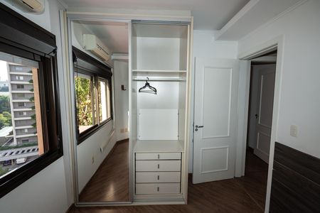 Apartamento para alugar com 108m², 2 quartos e 2 vagas Apartamento para alugar com 108m², 2 quartos e 2 vagasQuarto 2