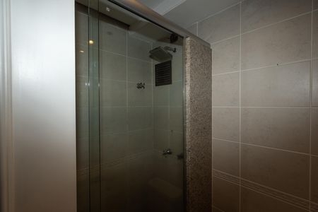 Apartamento para alugar com 108m², 2 quartos e 2 vagas Apartamento para alugar com 108m², 2 quartos e 2 vagasBanheiro