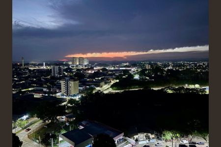Apartamento para alugar com 70m², 2 quartos e 2 vagasVista