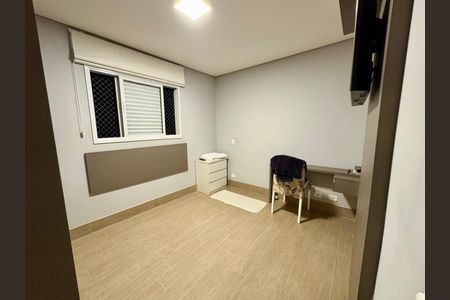 Quarto de apartamento para alugar com 2 quartos, 70m² em Parque Industrial, São José dos Campos