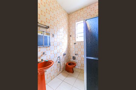 Casa para alugar com 78m², 2 quartos e 1 vaga Casa para alugar com 78m², 2 quartos e 1 vagaBanheiro