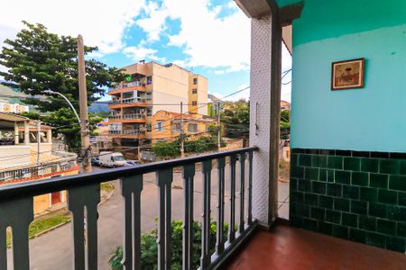 Casa para alugar com 78m², 2 quartos e 1 vaga Casa para alugar com 78m², 2 quartos e 1 vagaVaranda da Sala