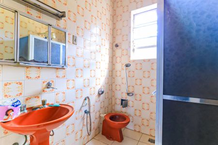 Casa para alugar com 78m², 2 quartos e 1 vaga Casa para alugar com 78m², 2 quartos e 1 vagaBanheiro