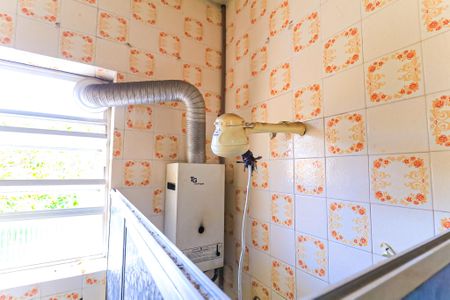 Casa para alugar com 78m², 2 quartos e 1 vaga Casa para alugar com 78m², 2 quartos e 1 vagaBanheiro