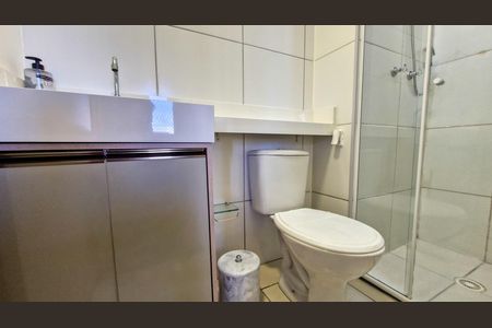 Apartamento para alugar com 35m², 2 quartos e sem vaga Apartamento para alugar com 35m², 2 quartos e sem vagaBanheiro