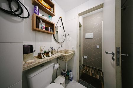 Apartamento para alugar com 30m², 2 quartos e sem vagaBanheiro