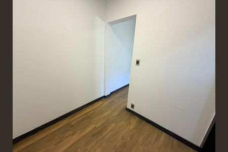 Casa de condomínio para alugar com 495m², 7 quartos e 4 vagas Casa de condomínio para alugar com 495m², 7 quartos e 4 vagasCorredor
