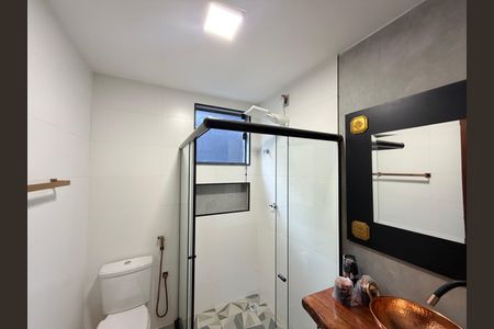 Casa de condomínio para alugar com 495m², 7 quartos e 4 vagas Casa de condomínio para alugar com 495m², 7 quartos e 4 vagasBanheiro da suíte