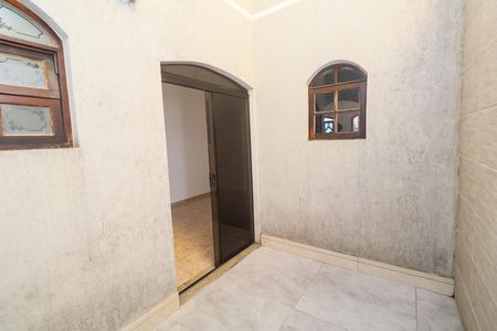 Casa para alugar com 246m², 3 quartos e 4 vagas Casa para alugar com 246m², 3 quartos e 4 vagasJardim de Inverno
