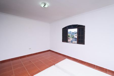 Casa para alugar com 246m², 3 quartos e 4 vagas Casa para alugar com 246m², 3 quartos e 4 vagasQuarto