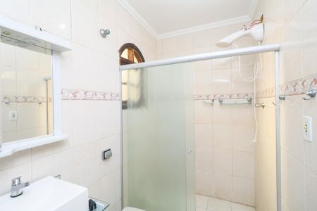 Casa para alugar com 246m², 3 quartos e 4 vagas Casa para alugar com 246m², 3 quartos e 4 vagasBanheiro da Suíte 2