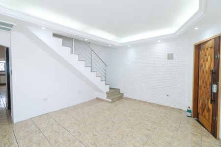Casa para alugar com 246m², 3 quartos e 4 vagas Casa para alugar com 246m², 3 quartos e 4 vagasSala