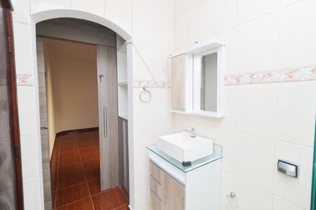 Casa para alugar com 246m², 3 quartos e 4 vagas Casa para alugar com 246m², 3 quartos e 4 vagasBanheiro da Suíte 2