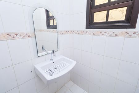 Casa para alugar com 246m², 3 quartos e 4 vagas Casa para alugar com 246m², 3 quartos e 4 vagasLavabo