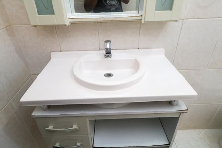 Casa para alugar com 246m², 3 quartos e 4 vagas Casa para alugar com 246m², 3 quartos e 4 vagasBanheiro da Suíte 1