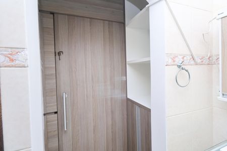 Casa para alugar com 246m², 3 quartos e 4 vagas Casa para alugar com 246m², 3 quartos e 4 vagasBanheiro da Suíte 2