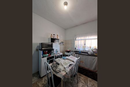 Casa à venda com 100m², 4 quartos e 1 vaga Casa à venda com 100m², 4 quartos e 1 vagaCozinha casa 2