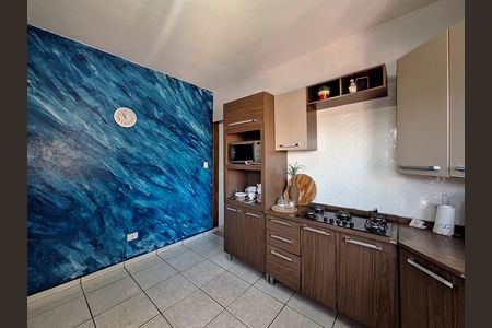 Casa à venda com 100m², 4 quartos e 1 vaga Casa à venda com 100m², 4 quartos e 1 vagaCozinha