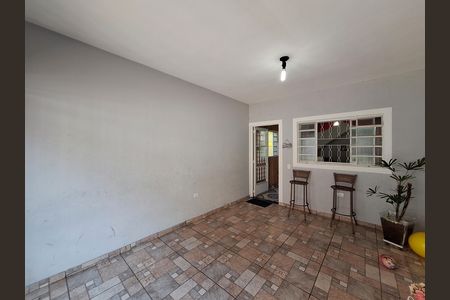 Casa à venda com 100m², 4 quartos e 1 vaga Casa à venda com 100m², 4 quartos e 1 vagaGaragem