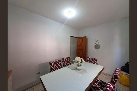 Casa à venda com 100m², 4 quartos e 1 vaga Casa à venda com 100m², 4 quartos e 1 vagaCopa