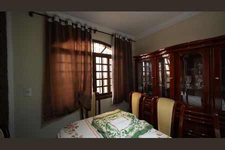 Casa à venda com 125m², 3 quartos e 6 vagasCopa