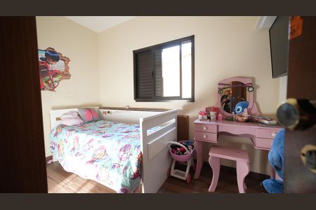 Casa à venda com 125m², 3 quartos e 6 vagasQuarto 2