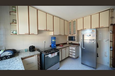 Casa à venda com 125m², 3 quartos e 6 vagasCozinha