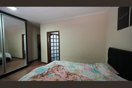 Casa à venda com 125m², 3 quartos e 6 vagasQuarto Suíte