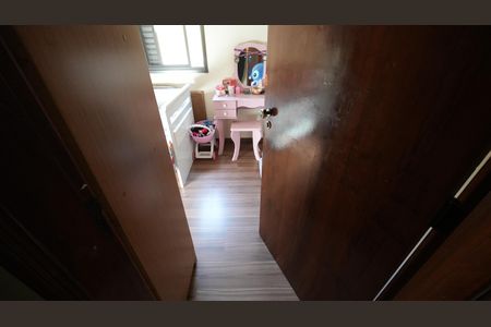 Casa à venda com 125m², 3 quartos e 6 vagasQuarto 2