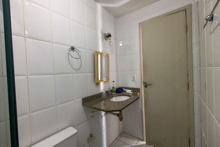 Apartamento para alugar com 50m², 2 quartos e 1 vaga Apartamento para alugar com 50m², 2 quartos e 1 vagaBanheiro