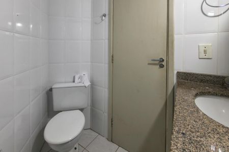 Apartamento para alugar com 50m², 2 quartos e 1 vaga Apartamento para alugar com 50m², 2 quartos e 1 vagaBanheiro da Suíte