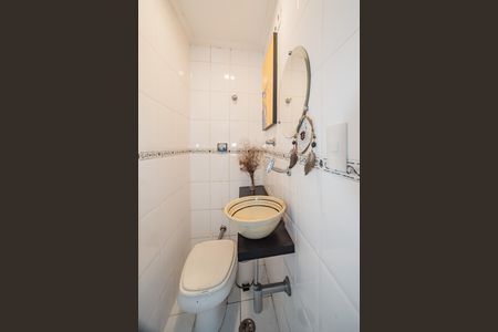 Apartamento à venda com 60m², 2 quartos e 1 vaga Apartamento à venda com 60m², 2 quartos e 1 vagaBanheiro de Serviço